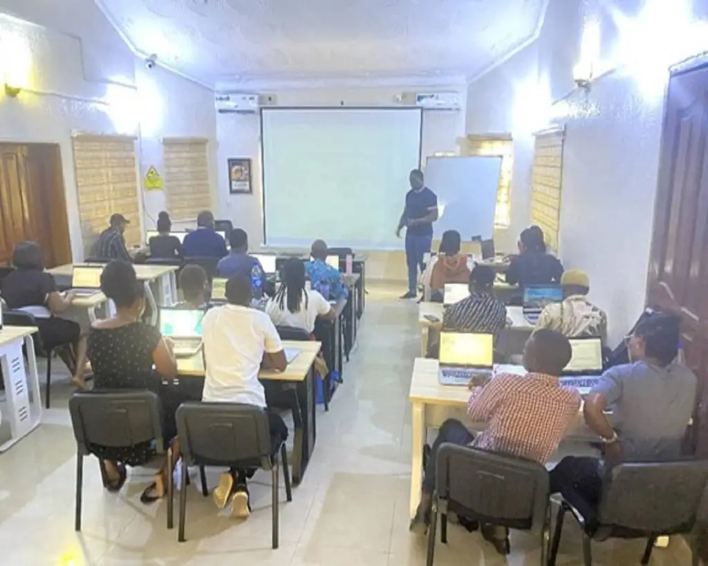 project-management-training-primavera-project-mangement-training-p6-training-entrepreneurship-training-social-media-marke