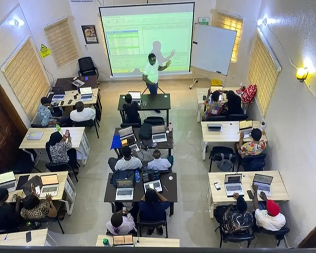 staad pro-revit architecture-revit structure-revit mep-rsa-autocad-synchro-12d model-ram connections